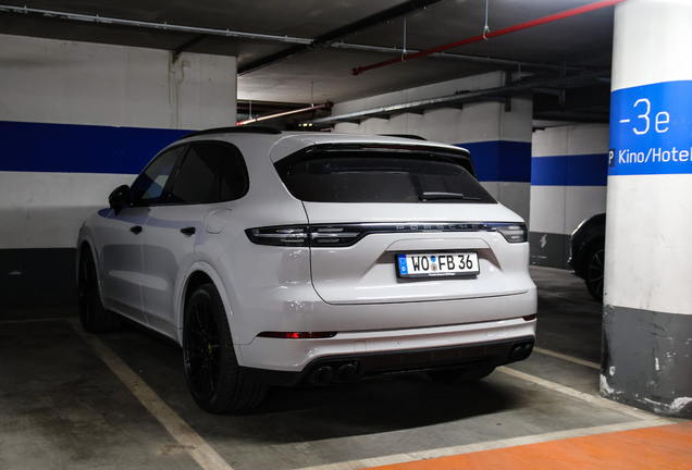 Porsche Cayenne Turbo S E-Hybrid