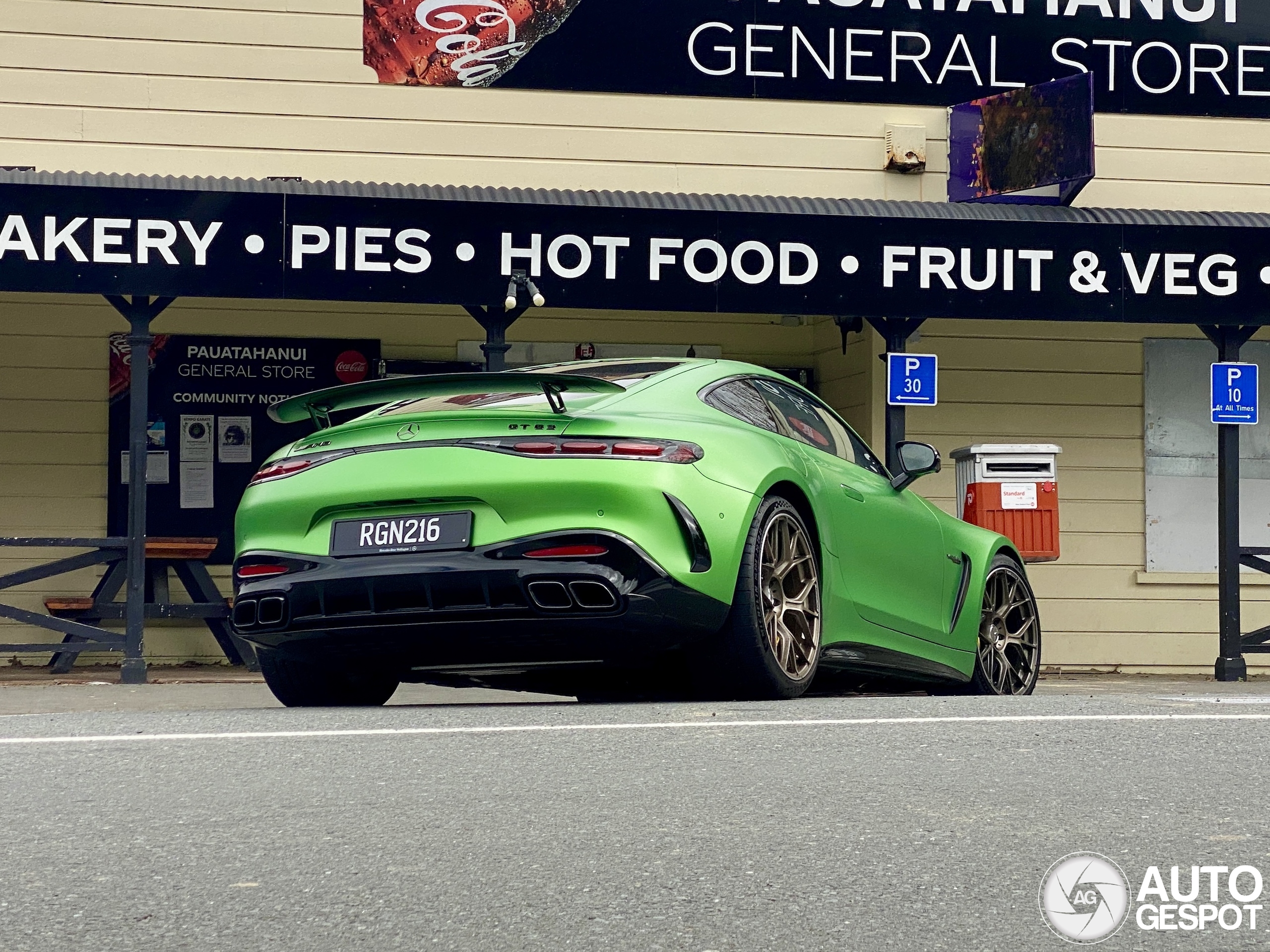 Mercedes-AMG GT 63 C192
