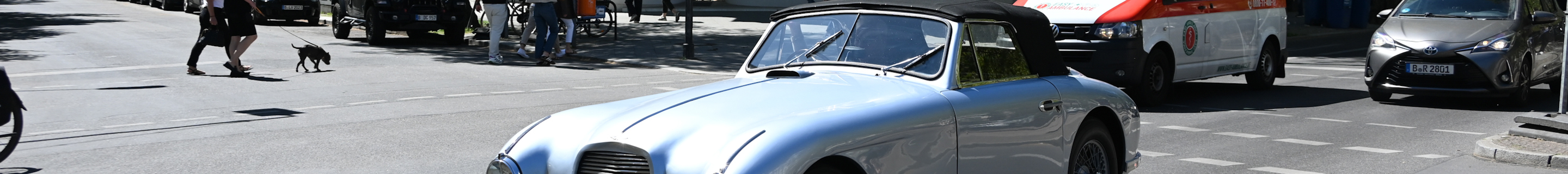 Aston Martin DB2 Drophead Coupé
