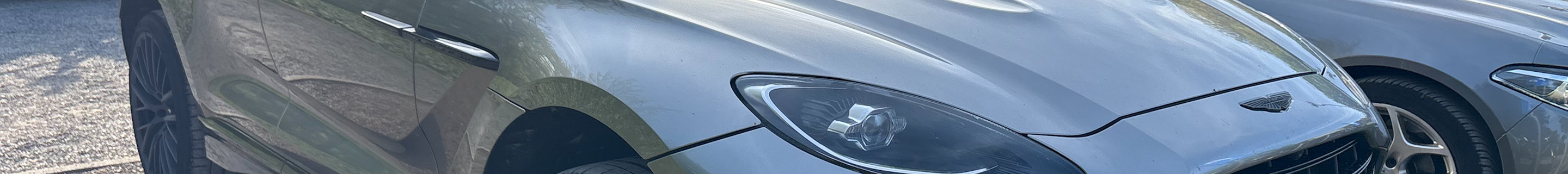 Aston Martin DBX707