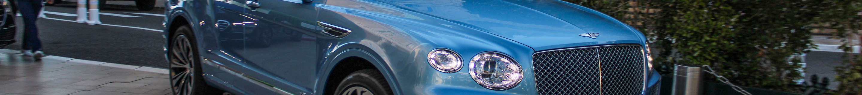 Bentley Bentayga V8 2021