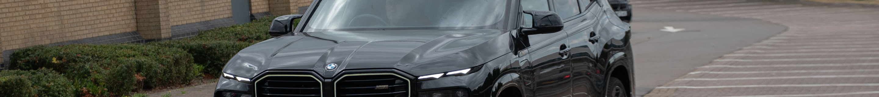 BMW XM G09