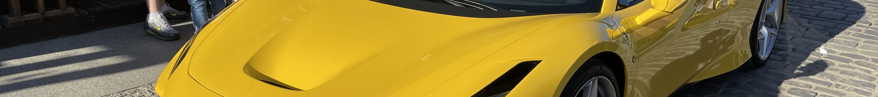 Ferrari F8 Spider