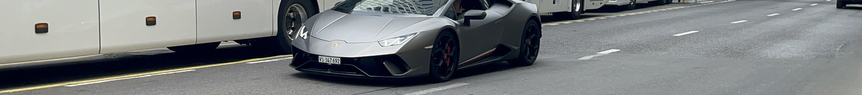 Lamborghini Huracán LP640-4 Performante