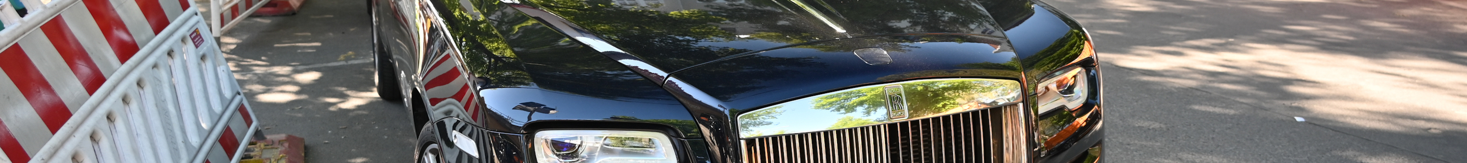 Rolls-Royce Dawn