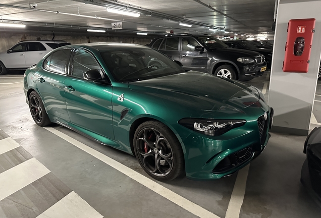 Alfa Romeo Giulia Quadrifoglio 2023