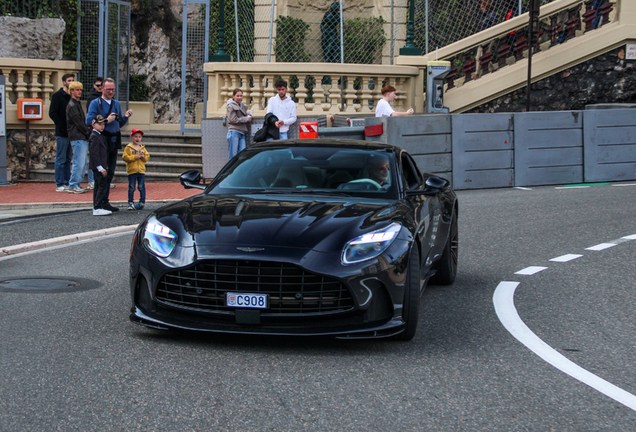 Aston Martin DB12