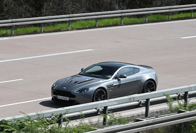 Aston Martin V12 Vantage S
