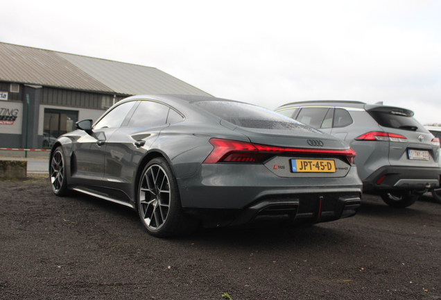 Audi RS E-Tron GT 2025