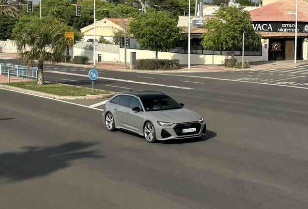 Audi RS6 Avant C8