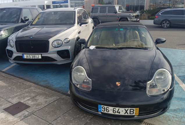 Bentley Bentayga Hybrid 2021