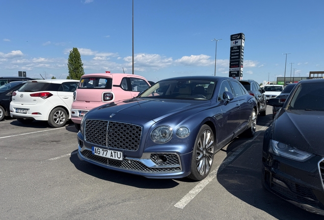 Bentley Flying Spur V8 2022 Mulliner