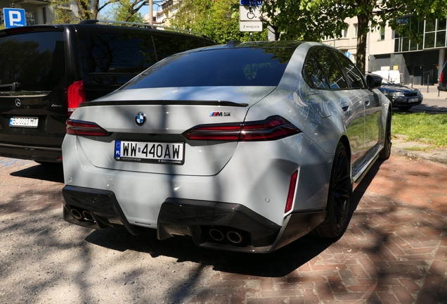BMW M5 G90