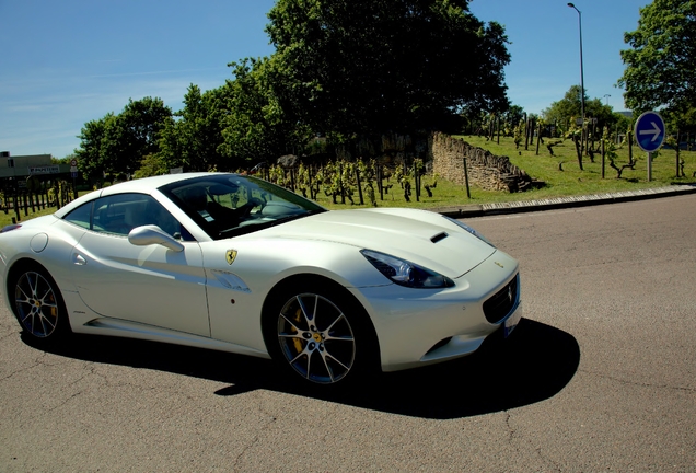 Ferrari California