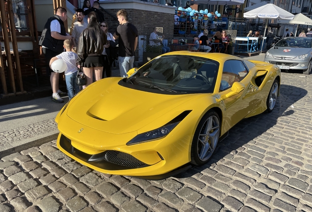 Ferrari F8 Spider