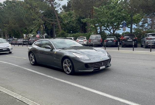 Ferrari GTC4Lusso