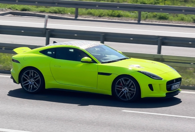 Jaguar F-TYPE R AWD Coupé
