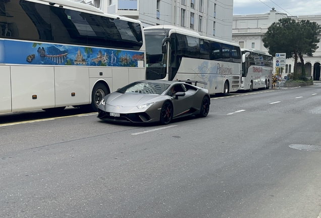 Lamborghini Huracán LP640-4 Performante
