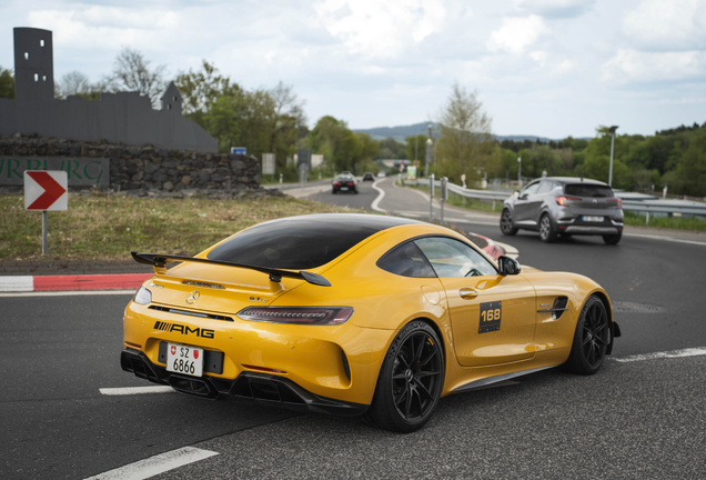 Mercedes-AMG GT R C190 2019