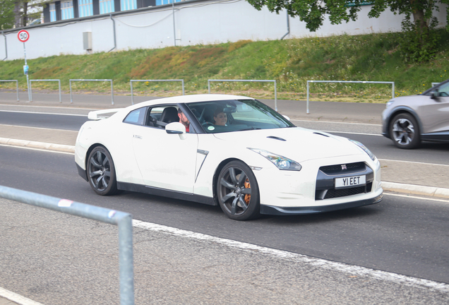 Nissan GT-R 2017