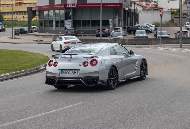 Nissan GT-R 2017