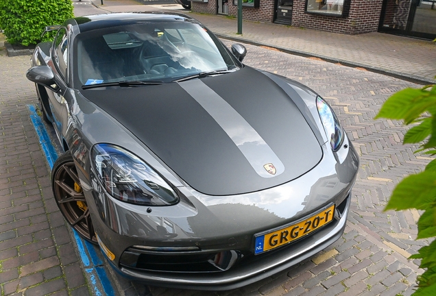 Porsche 718 Cayman S