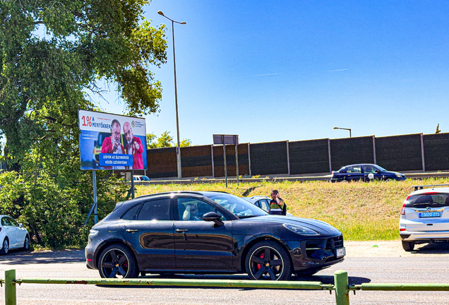 Porsche 95B Macan GTS MkII