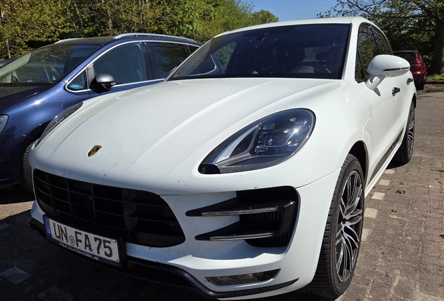 Porsche 95B Macan Turbo MkI