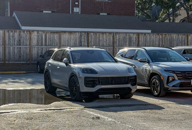 Porsche 9YA Cayenne GTS MkII