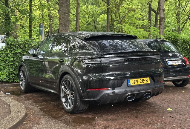 Porsche Cayenne Coupé Turbo E-Hybrid