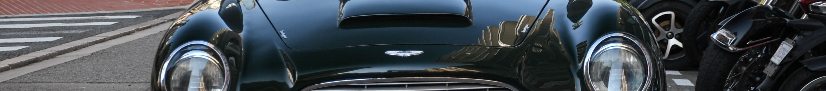 Aston Martin DB6 MKI