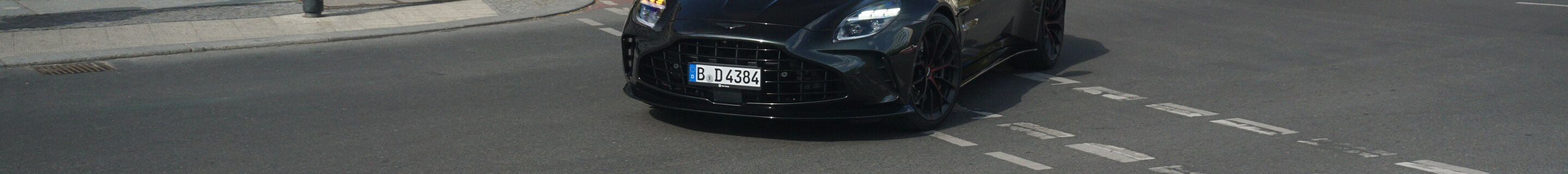 Aston Martin Vantage S 2026