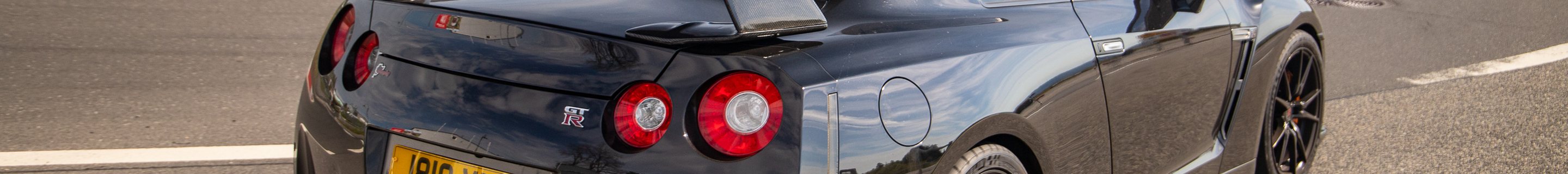 Nissan GT-R 2011