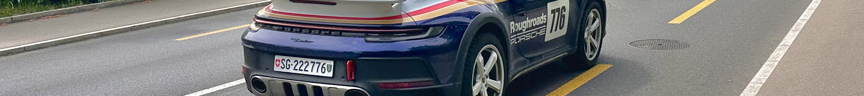 Porsche 992 Dakar