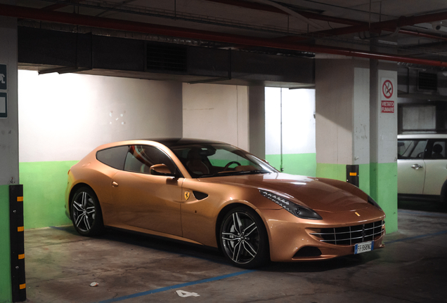 Ferrari FF