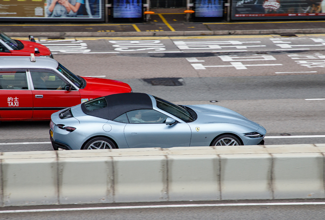 Ferrari Roma Spider