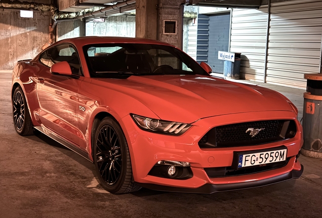 Ford Mustang GT 2015