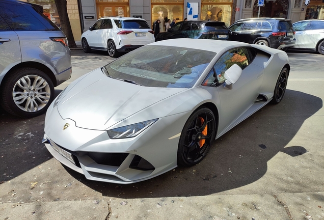 Lamborghini Huracán LP640-4 EVO