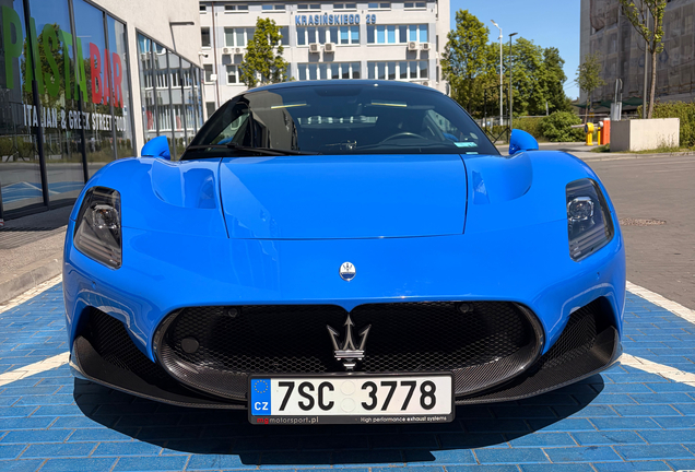 Maserati MC20