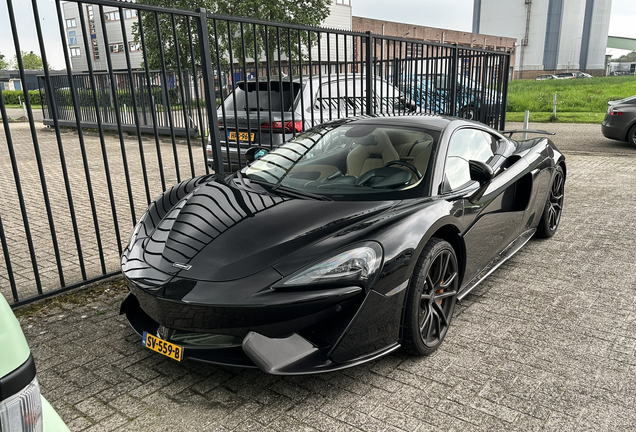 McLaren 570GT
