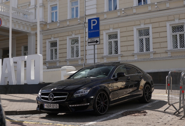 Mercedes-Benz CLS 63 AMG S C218