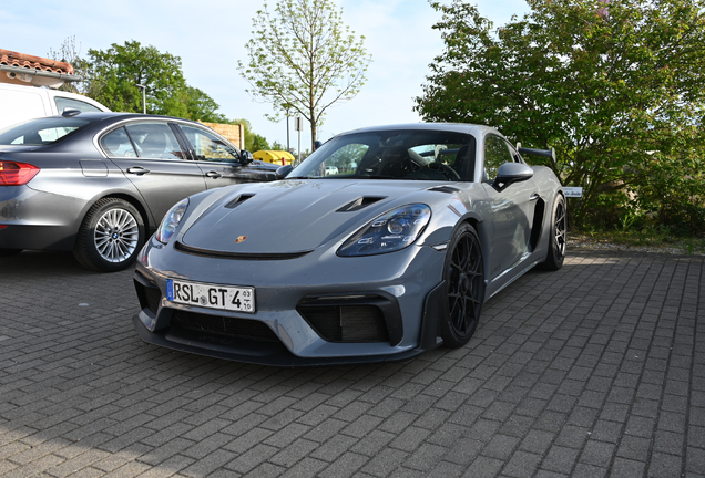 Porsche 718 Cayman GT4 RS