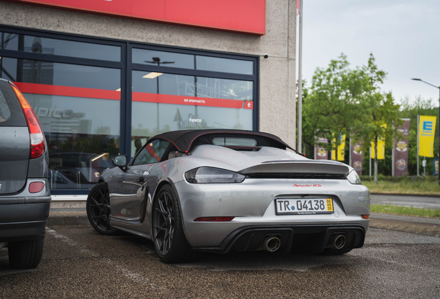 Porsche 718 Spyder RS Weissach Package