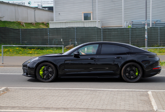 Porsche 972 Panamera Turbo E-Hybrid