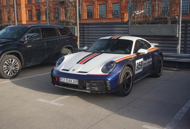 Porsche 992 Dakar