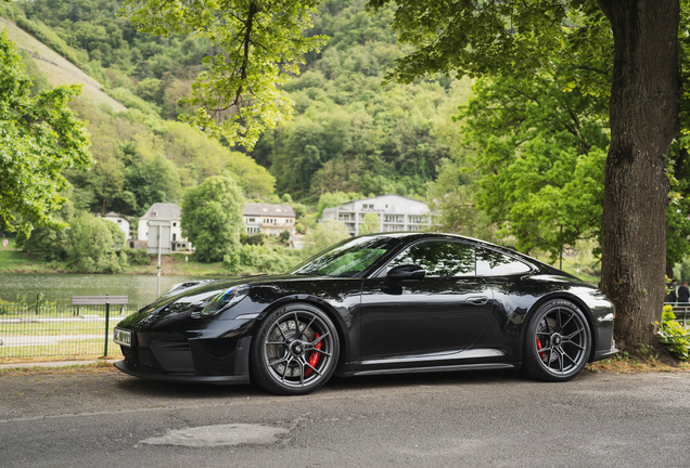 Porsche 992 GT3 Touring MkII