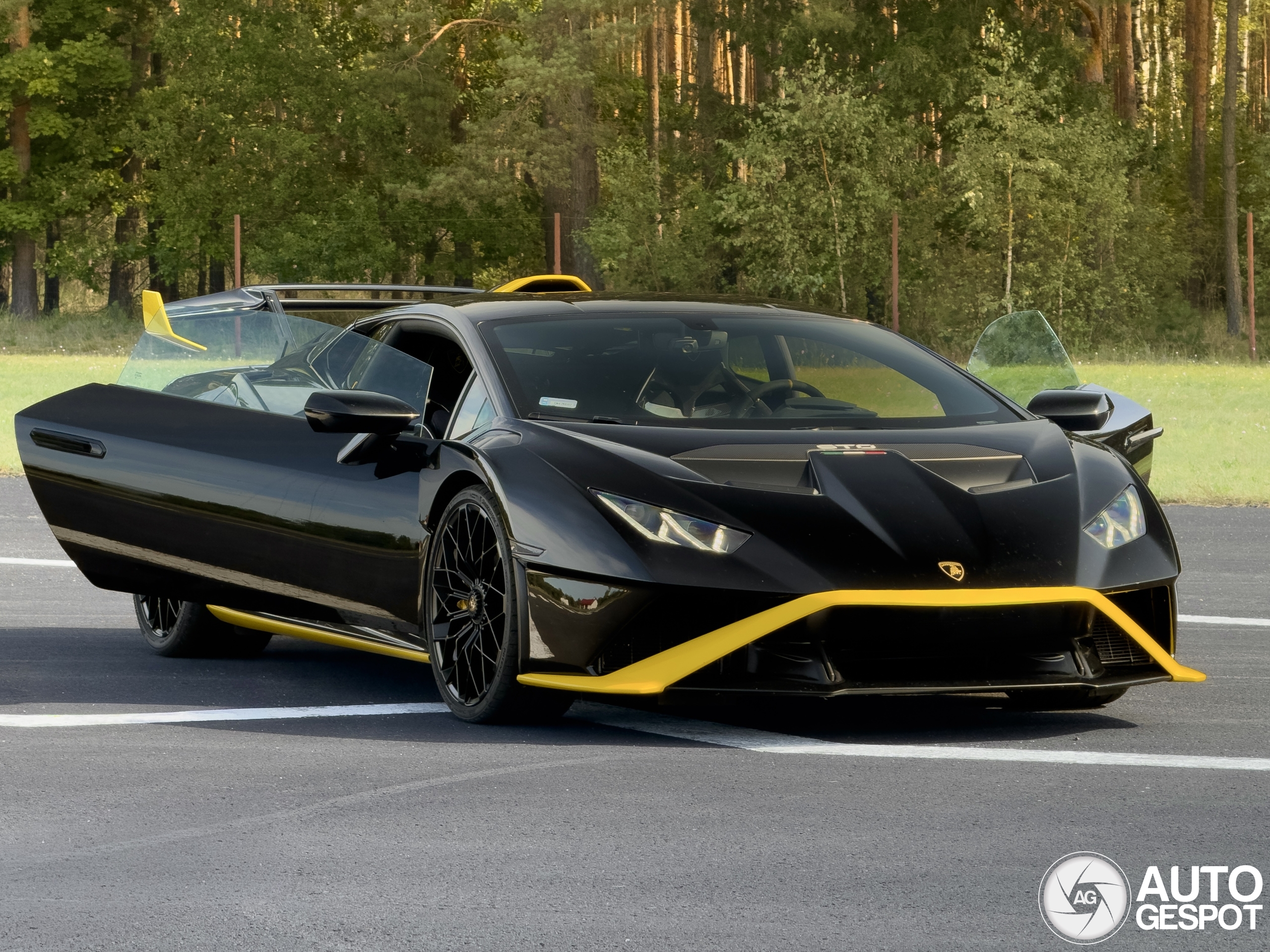 Lamborghini Huracán LP640-2 STO