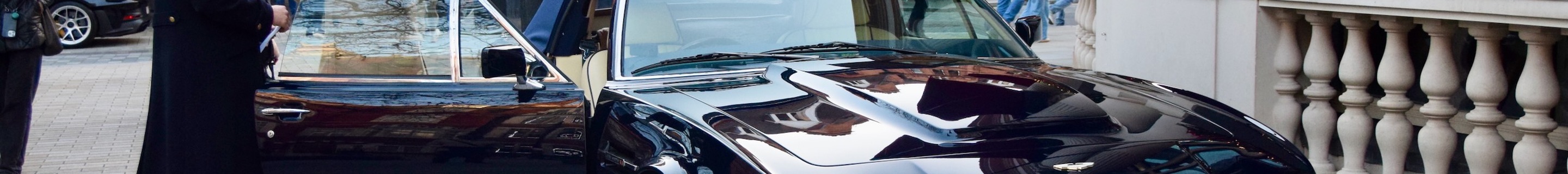 Aston Martin V8 Volante 1979-1989