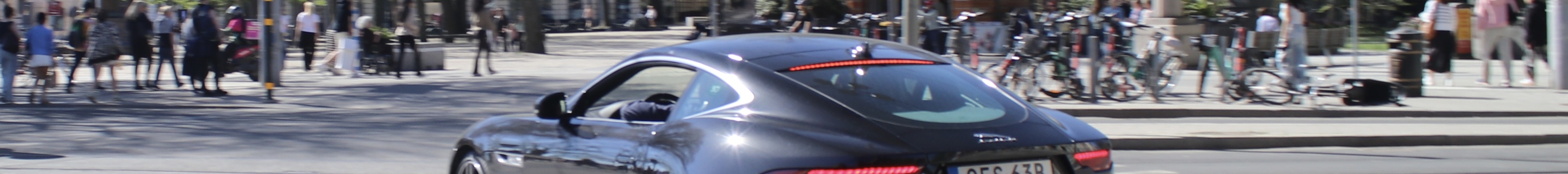 Jaguar F-TYPE P450 AWD Coupé 2020