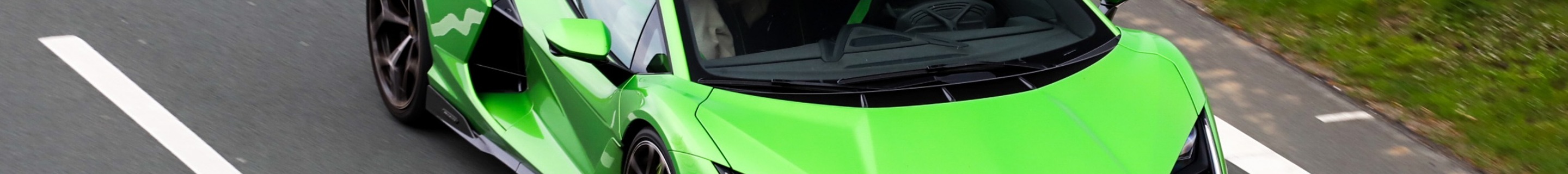 Lamborghini Revuelto